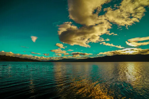 Embalse de Tominé: el destino de naturaleza, deportes náuticos e historia en Cundinamarca