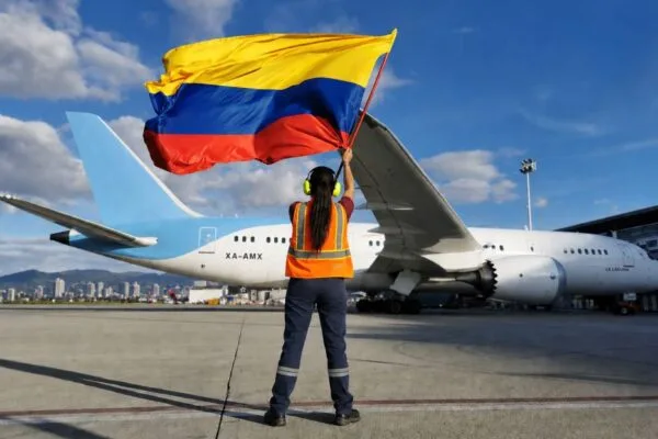 La conectividad aérea como infraestructura de la equidad: la nueva geografía del turismo en Colombia